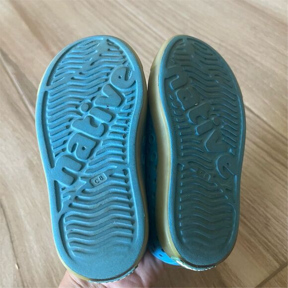 Native Jefferson Glow Toddler Kids Slip-On Water Shoes Blue Size C6 - Picture 4 of 5